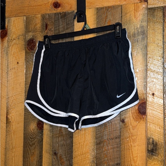 Nike shorts - Picture 1 of 1